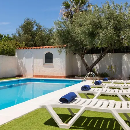Salze By Interhome Holiday home Hospitalet De L'Infant